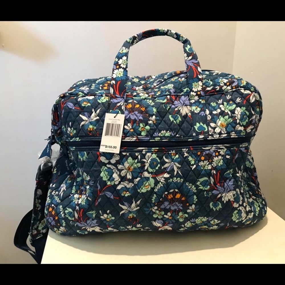 NWT Vera Bradley Floral Bursts Grand Traveler bag.